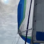 Båthotell Nuitee A Bord De Danilou Un Voilier De 9.50m Sète